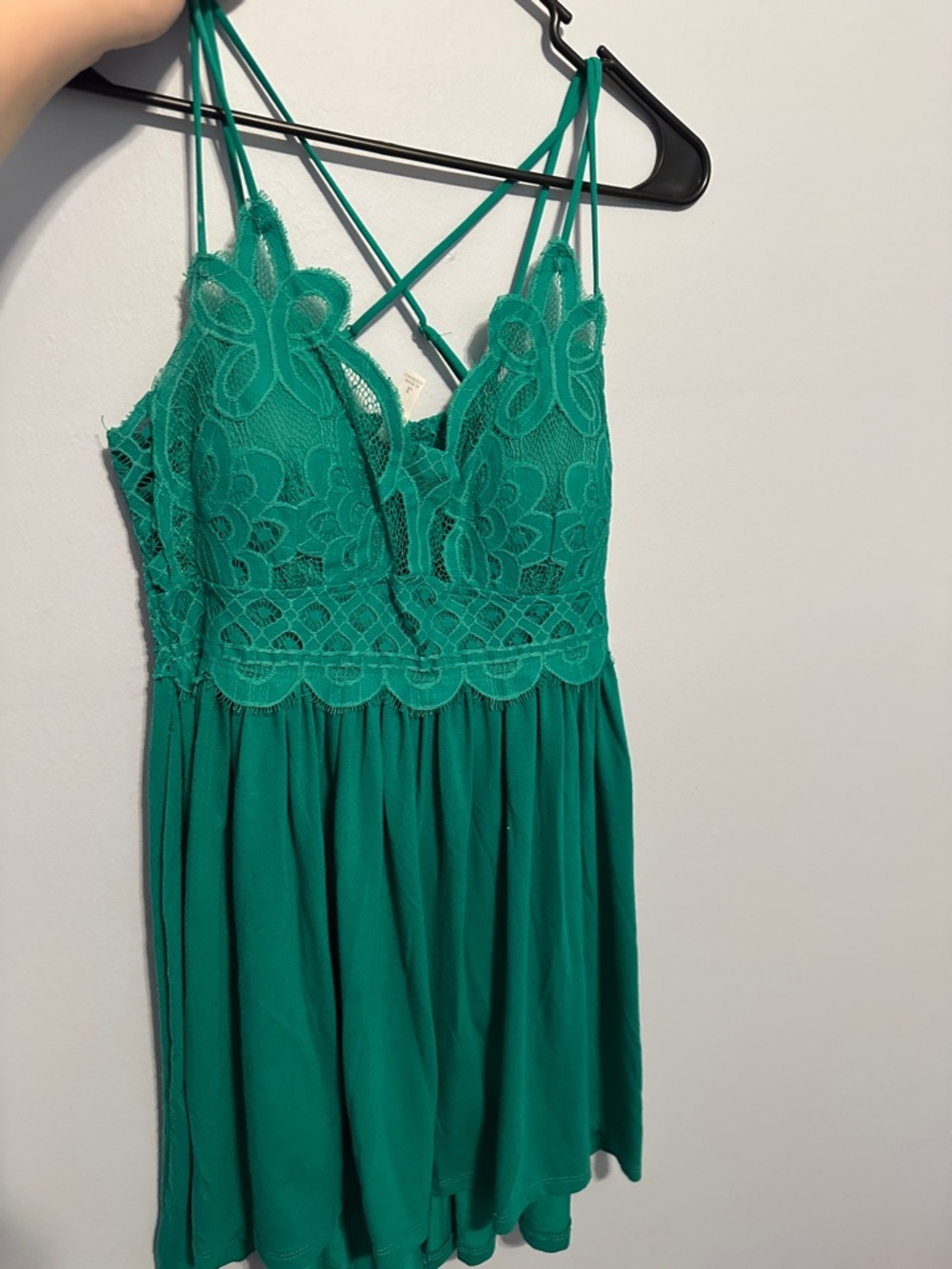 Zenana Outfitters Green Lace-Trim Cami Tunic
